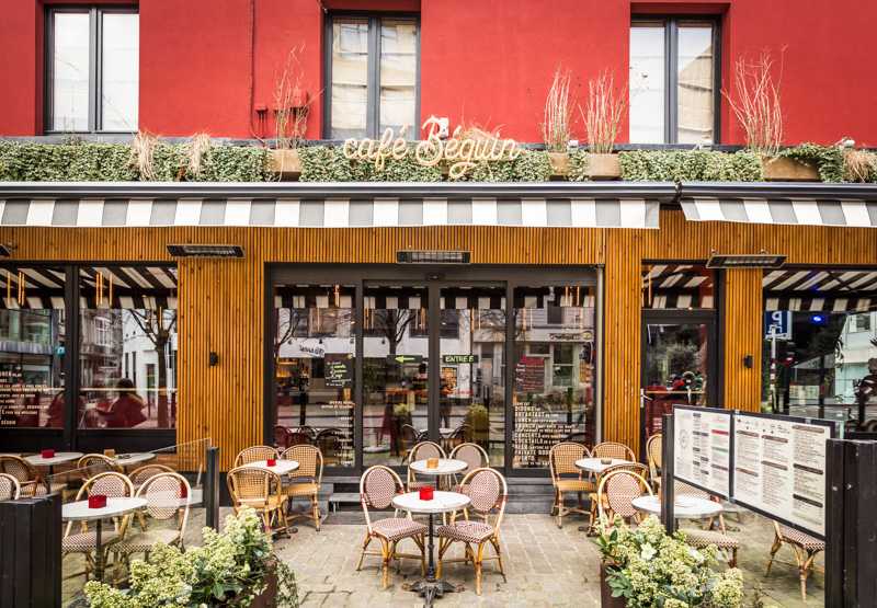 Façade d'un restaurant rénovée par un architecte à Lille