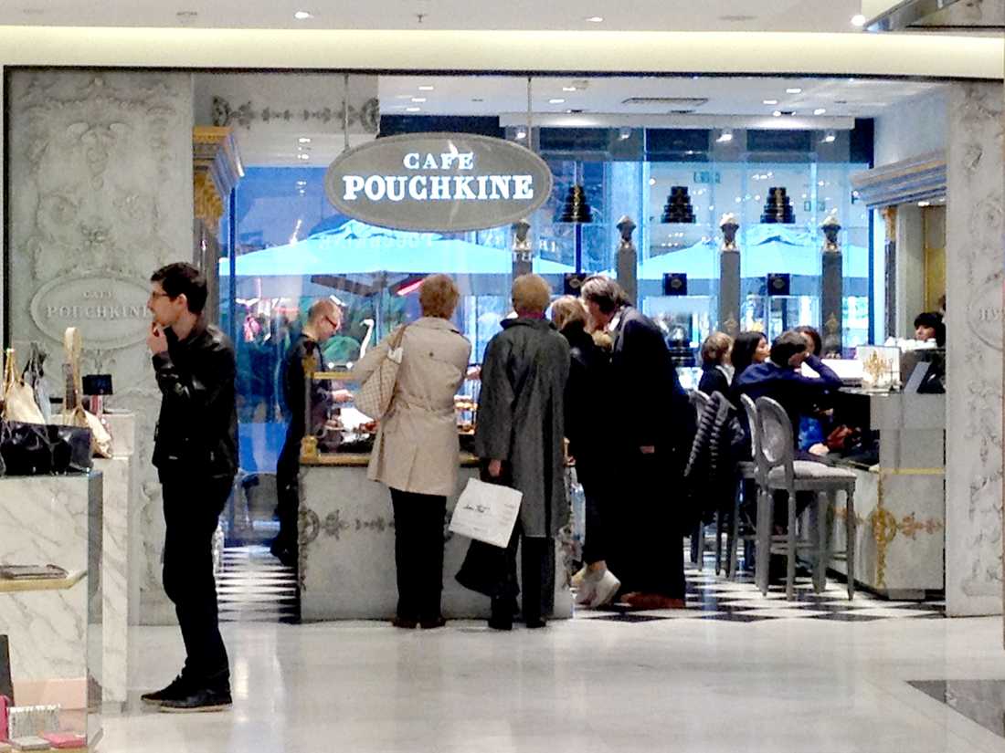 Aménagement d'un café par un architecte spécialiste de l'architecture commerciale à Lille