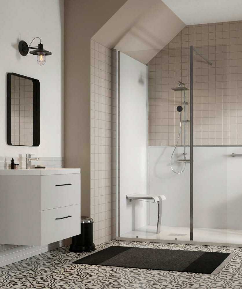 Salle de bain PMR aménagé par un architecte d'intérieur in Nord departement