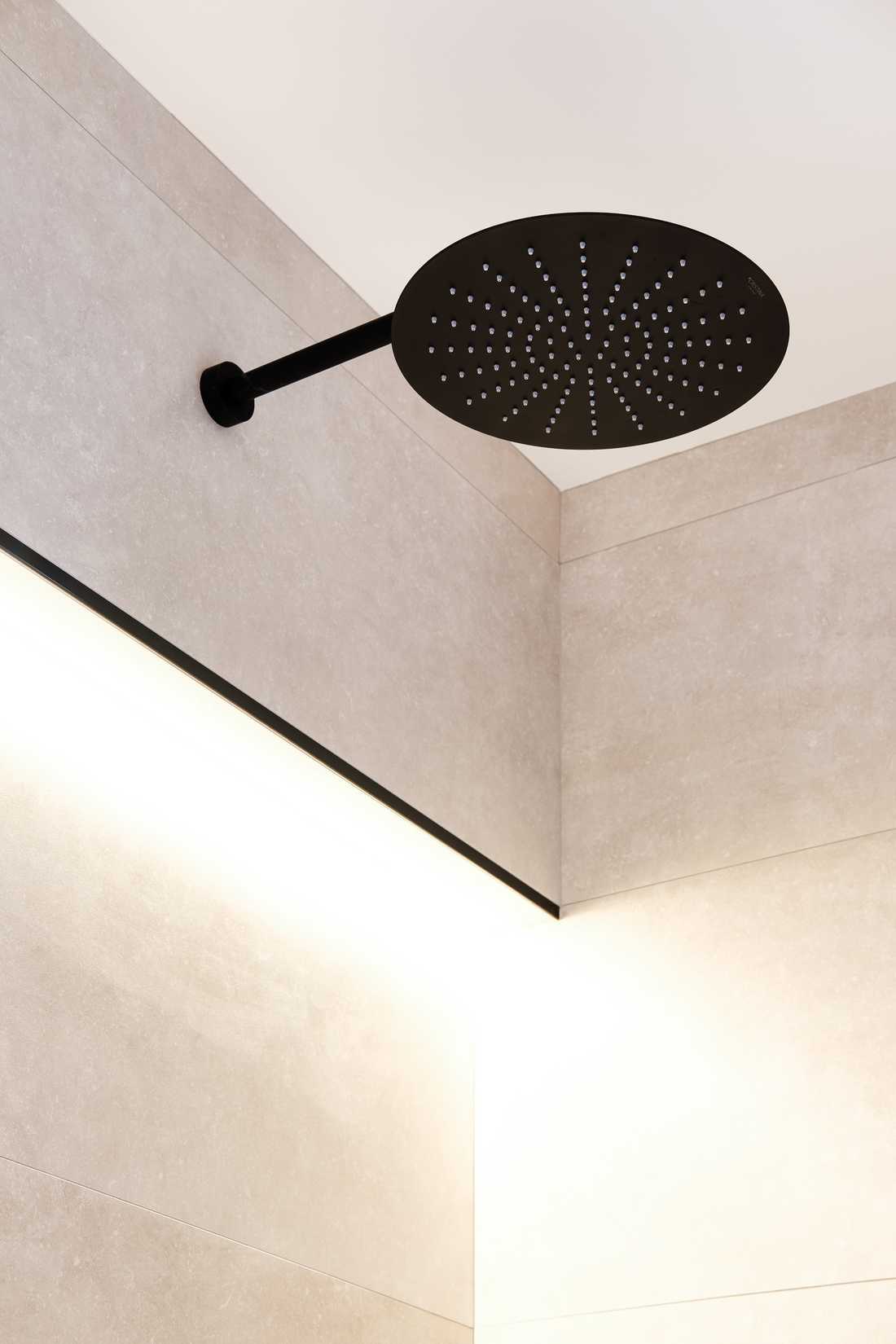 Douche sur-mesure conçu par un architecte dans les Hauts-de-France