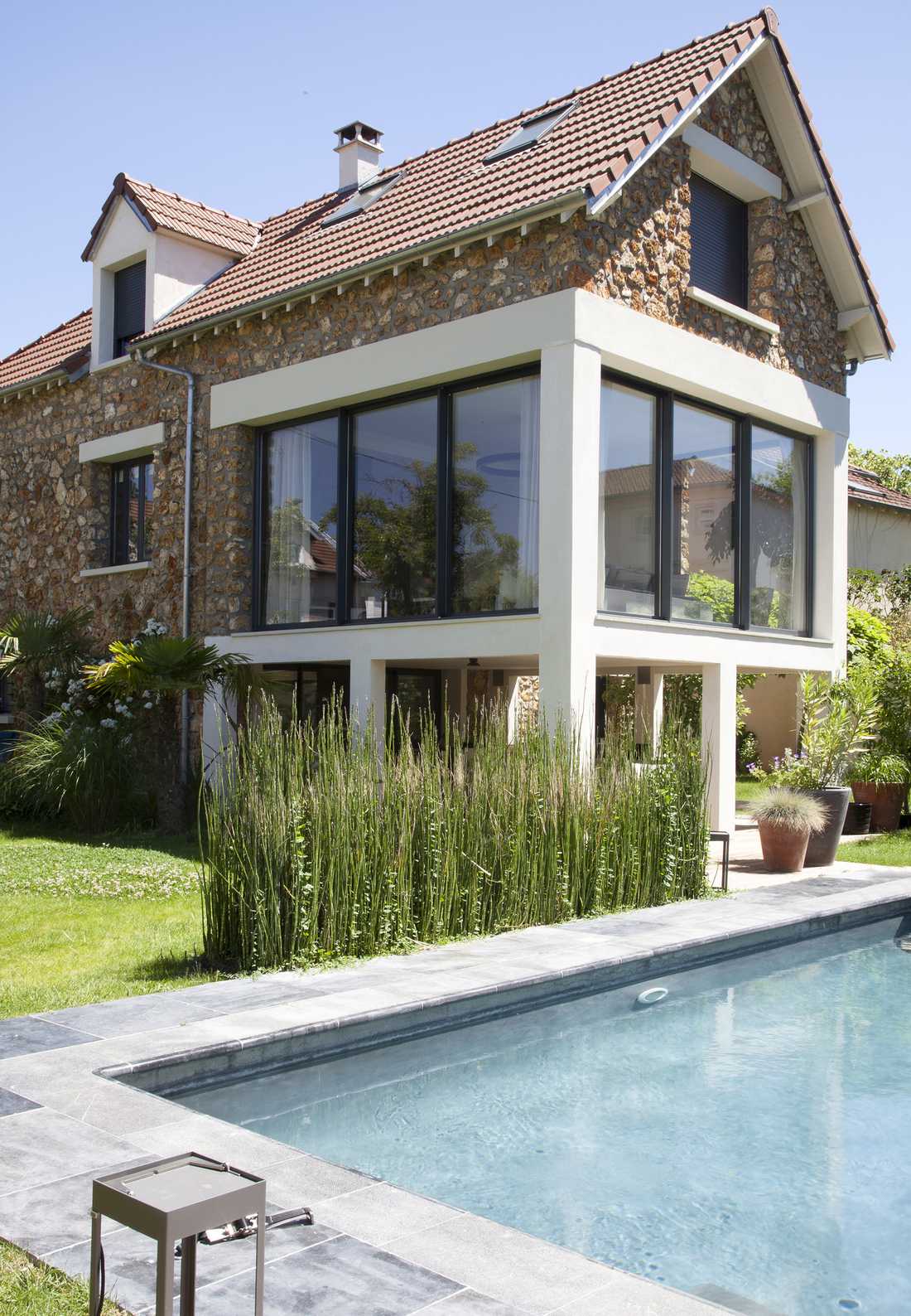 Extension of a millstone built by an architect in Nord departement