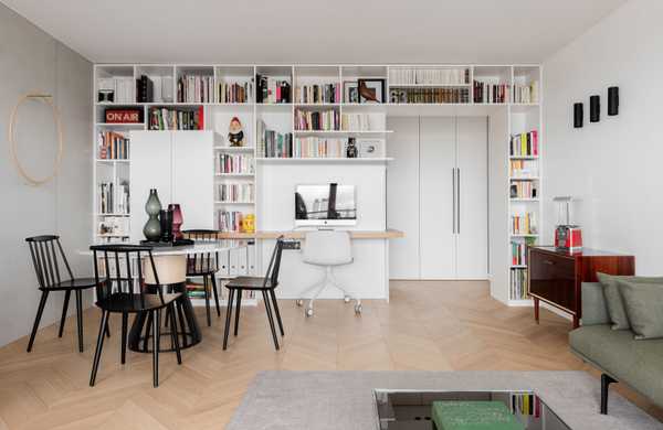 Un architecte d'intérieur modernise un appartement des années 60 à Lille.