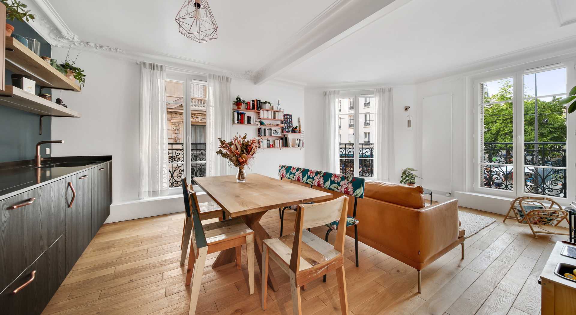 Relooking d'intérieur d'un appartement haussmannien à Lille par un décorateur